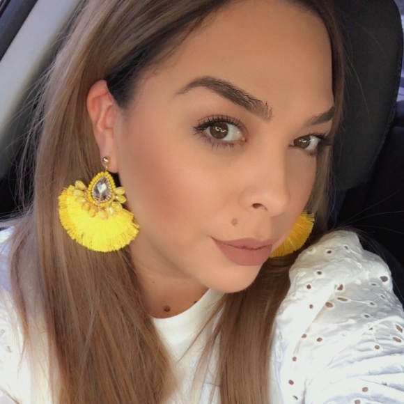 Meet your Posher, Amy - Picture 1 of 1